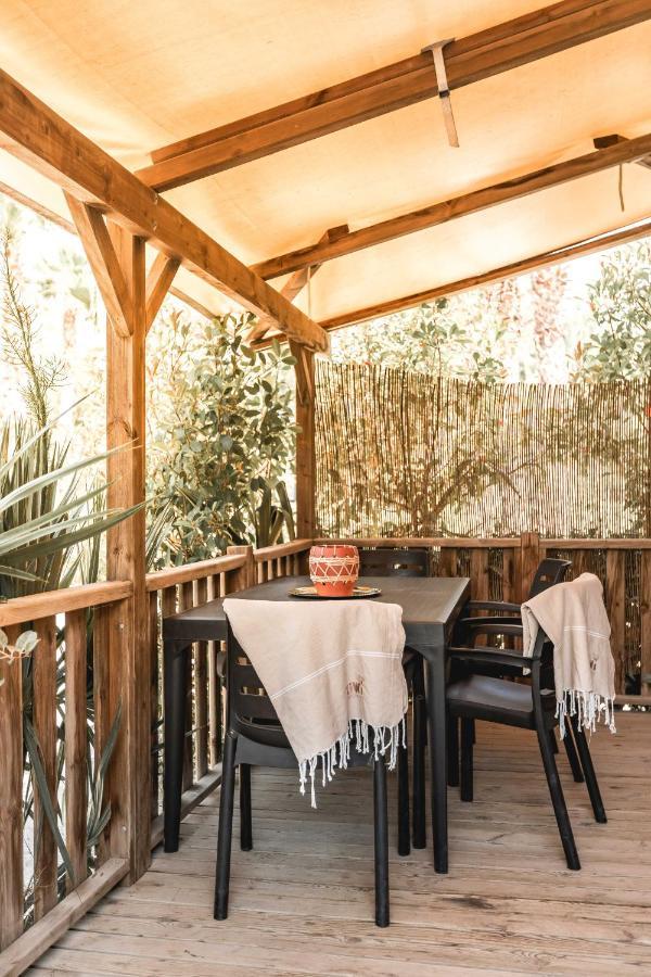 Nova Lodges Grimaud Exterior photo